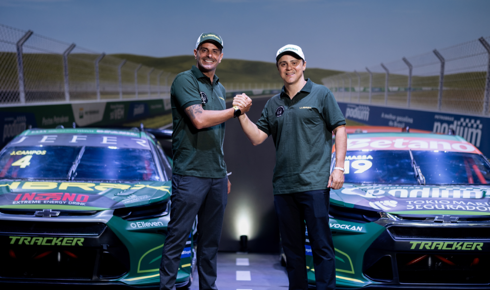 TIME LUBRAX TMG Felipe Massa e Julio Campos voltam a dividir o box em 2026
